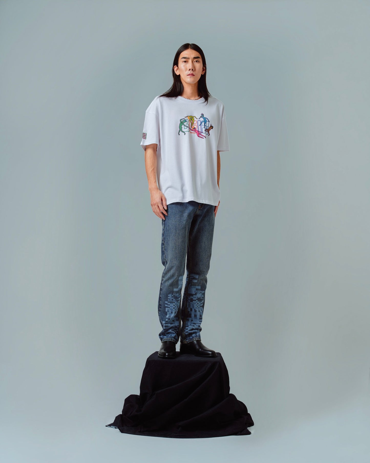 WHITE OVERSIZE T-SHIRT - THE RAVE