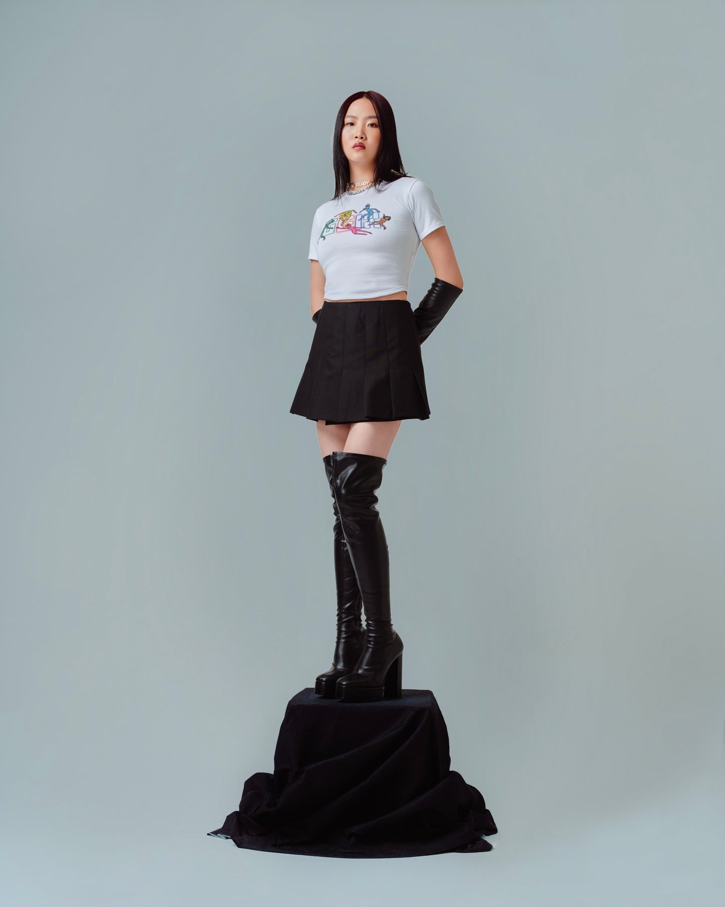 WHITE CROP TOP BABY TEE - THE RAVE